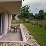 Apartmán Kertkapcsolatos Nyaralo Viztol 80 Meterre *